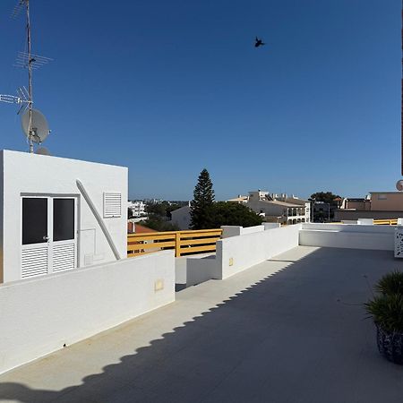 Penthouse S.Jorge Seaview T4 Apartment Quarteira Bagian luar foto