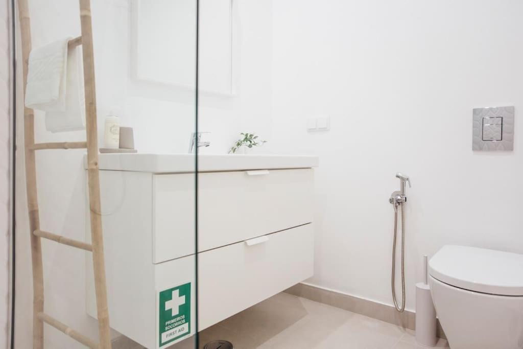 Penthouse S.Jorge Seaview T4 Apartment Quarteira Bagian luar foto