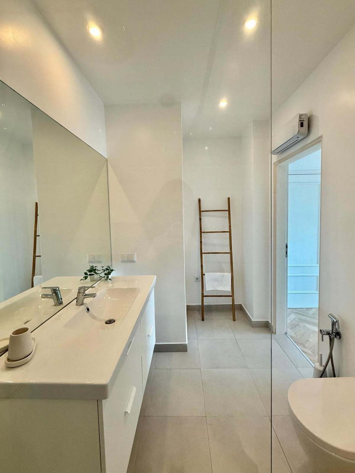 Penthouse S.Jorge Seaview T4 Apartment Quarteira Bagian luar foto